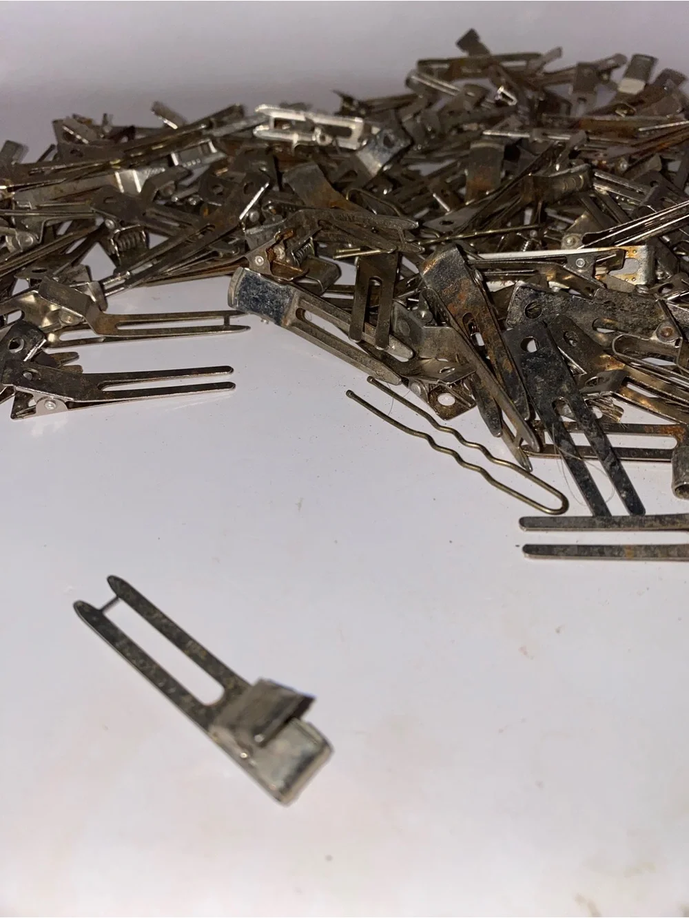Lot of 180+ Vintage Metal Hair Clips